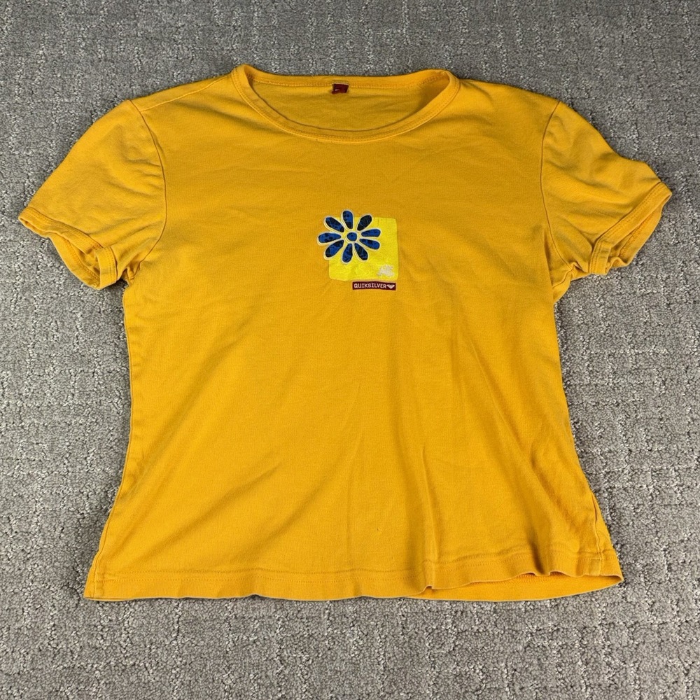 VTG 90s Quiksilver Daisy Logo T Shirt Large Yellow Made In USA Skater Surf Indie